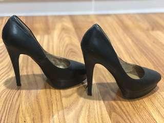 Aldo black lather high heels