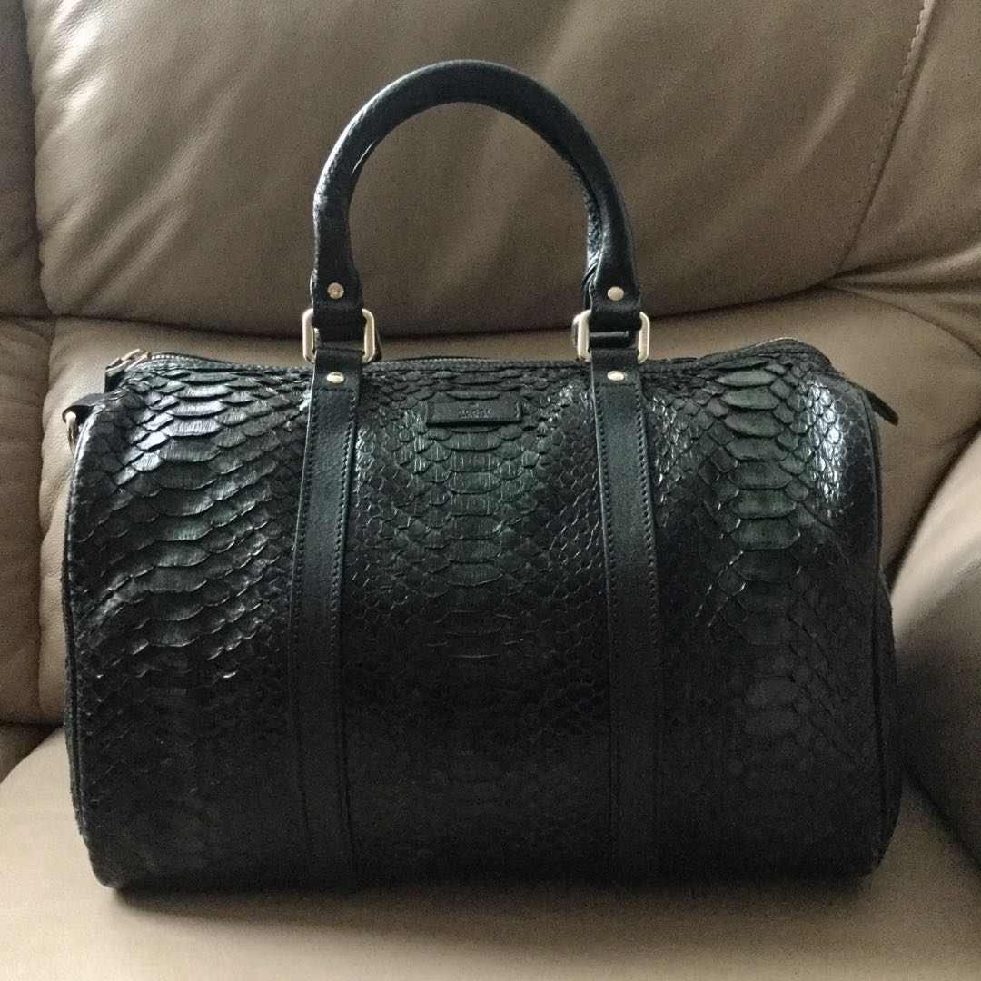 black gucci snake bag