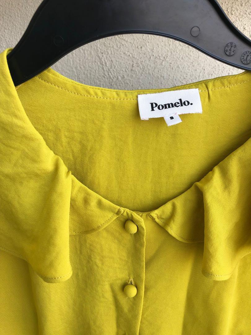 Blouse (Category: Blouses) located in Kuala Lumpur. Submitted by anksz (Listing ID 219622844, Image 3). Description: .