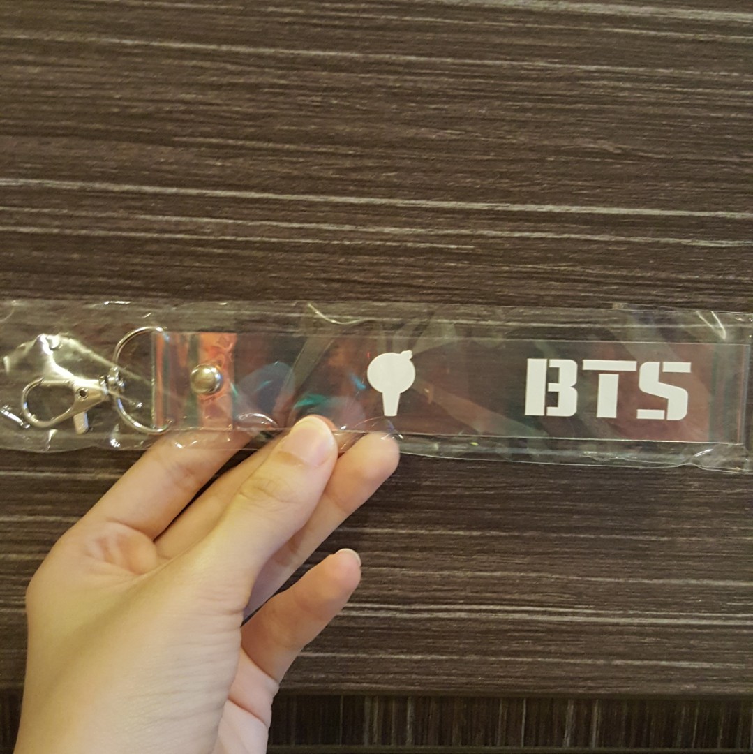 Bts holographic keychain store