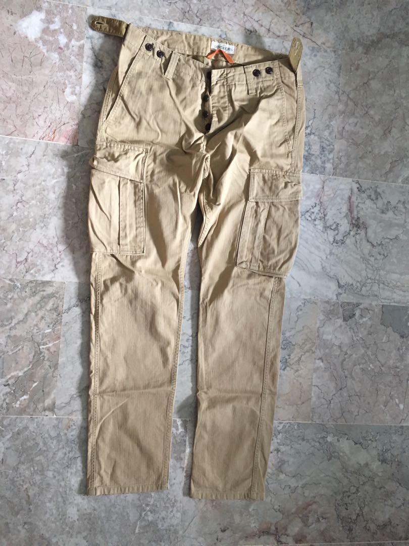 Dockers Cargo Khaki Long Pants (size 31 