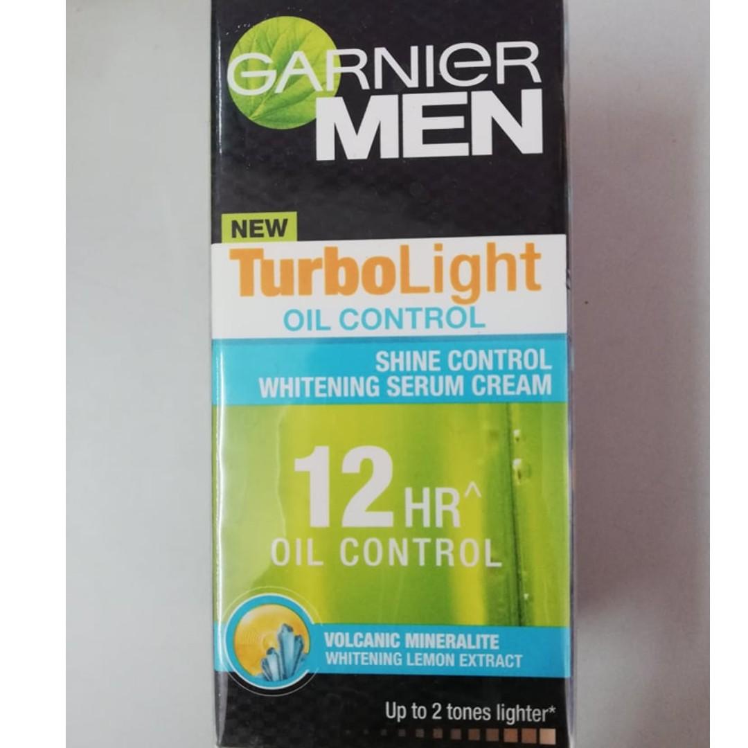 Garnier Men Turbolight Oil Control Whitening Serum Cream 40ml 50txt Health Beauty Men S Grooming On Carousell