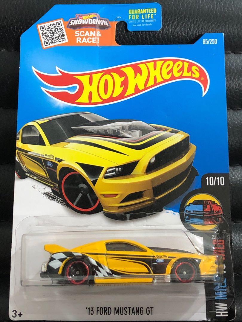 hot wheels 13 ford mustang gt