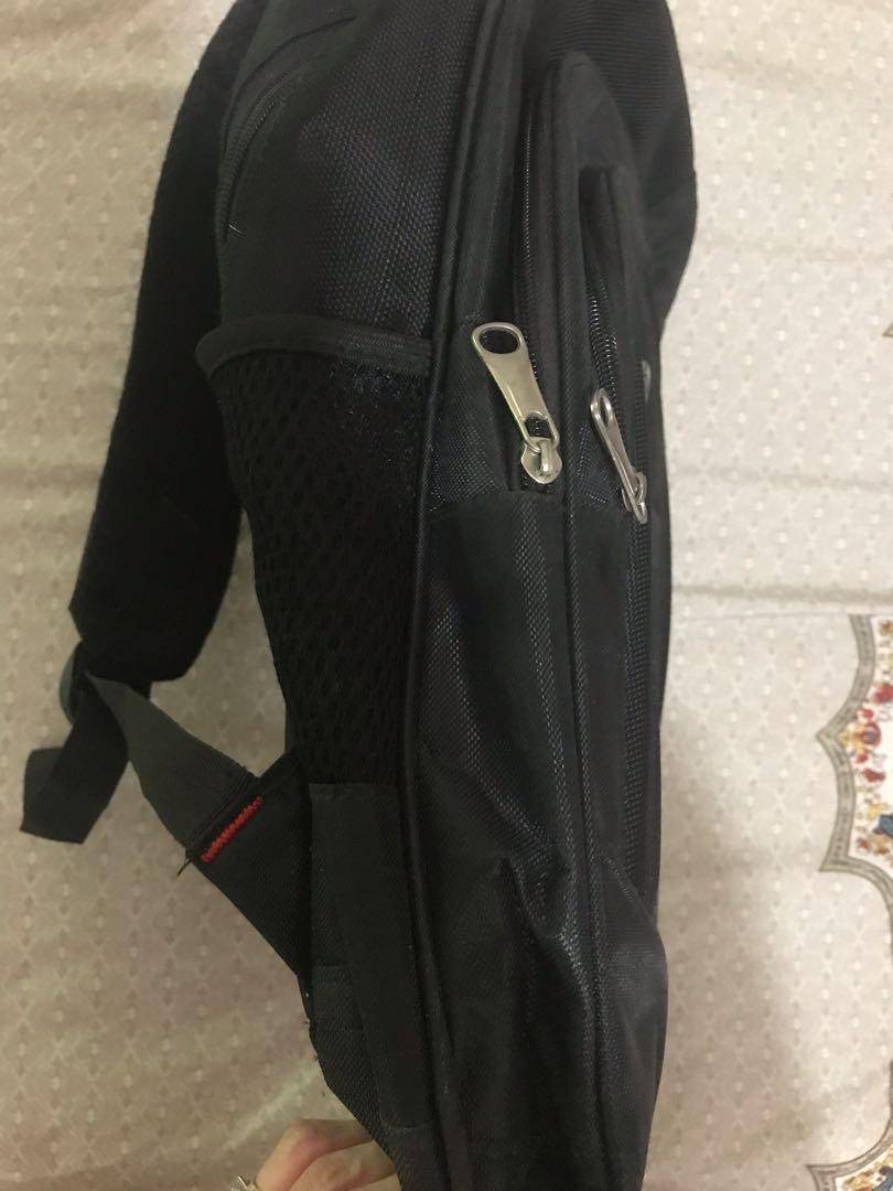 HP Laptop Backpack (Category: Laptop Bags & Sleeves) located in Manila. Submitted by UnlimitedBagsPH (Listing ID 219598766, Image 2). Description: Authentic HP laptop backpack -good as new -no flaws -preloved with love -plus shipping fee.