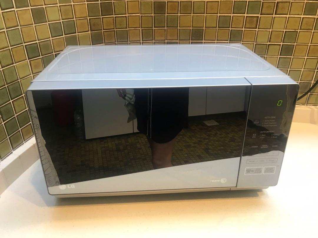 LG iWave Microwave, TV & Home Appliances, Kitchen Appliances, Ovens