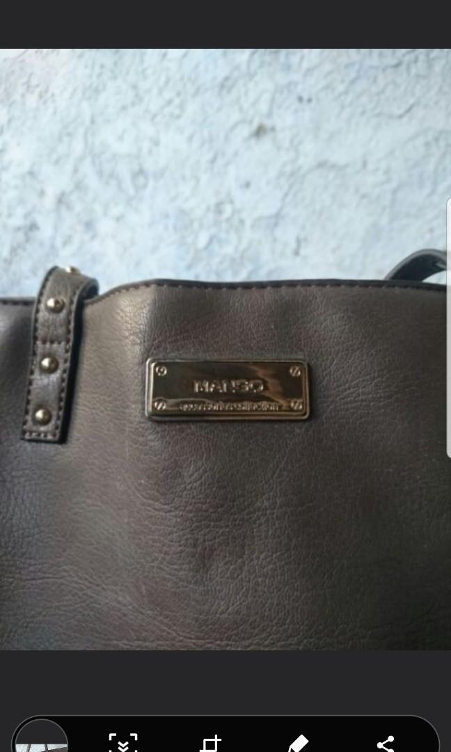 MANGO SOFT LEATHER TOTE BAG (Category: Cross-body Bags) located in Meycauayan. Submitted by helloblack (Listing ID 219653200, Image 2). Description: ↪ Used only once ↪ Authentic, bought from Mango shop in Eastwood mall ↪ Original price is P1,999.00 ↪ In very good condition ↪ Lightweight, spacious and interior lining is really good quality ↪ Perfect for office wear or even for daily errands ↪ Reason for selling: Have not been using it for a long t