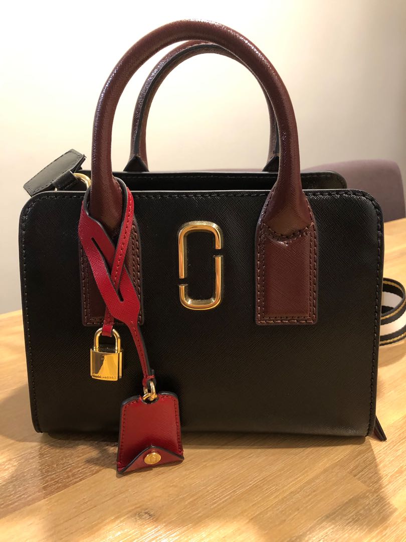 Marc jacobs logo deals strap little big shot