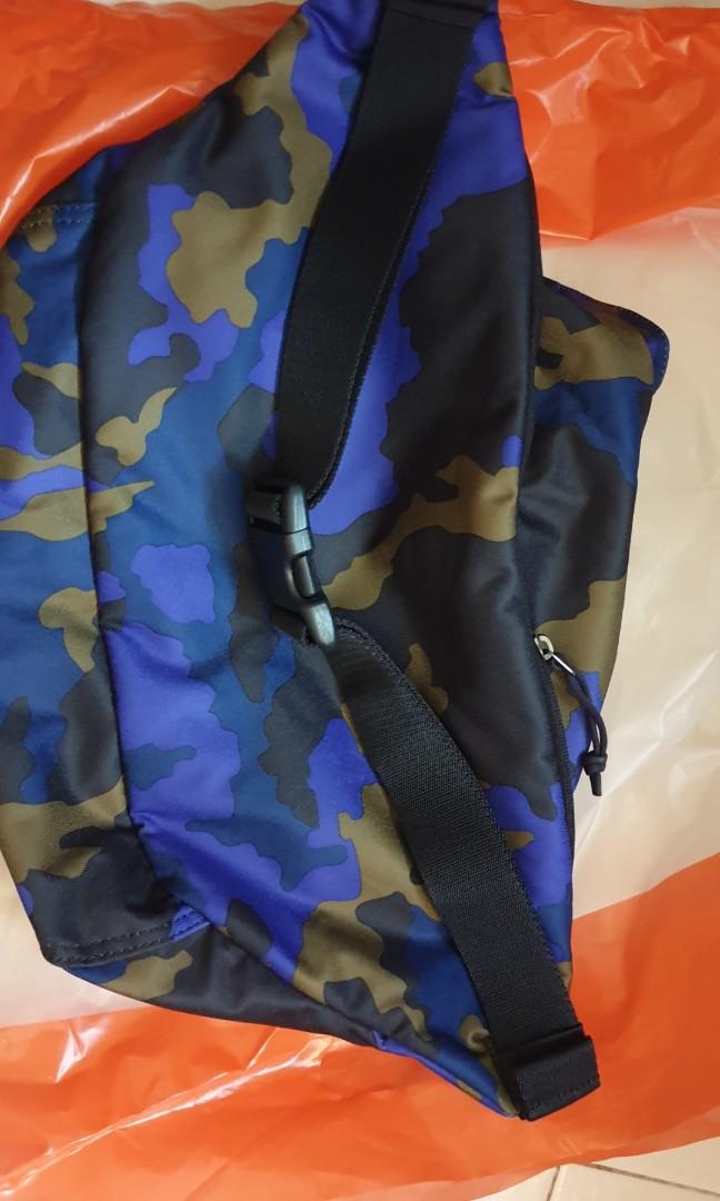 harga waist bag nike