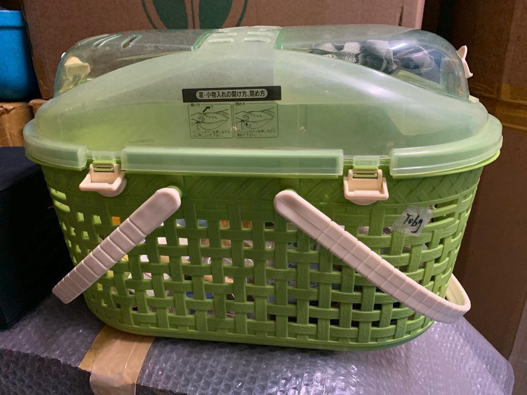 pet carrier basket