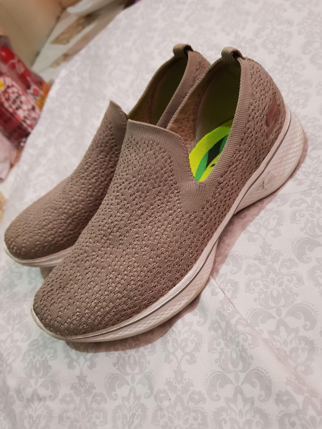 skechers goga max womens brown