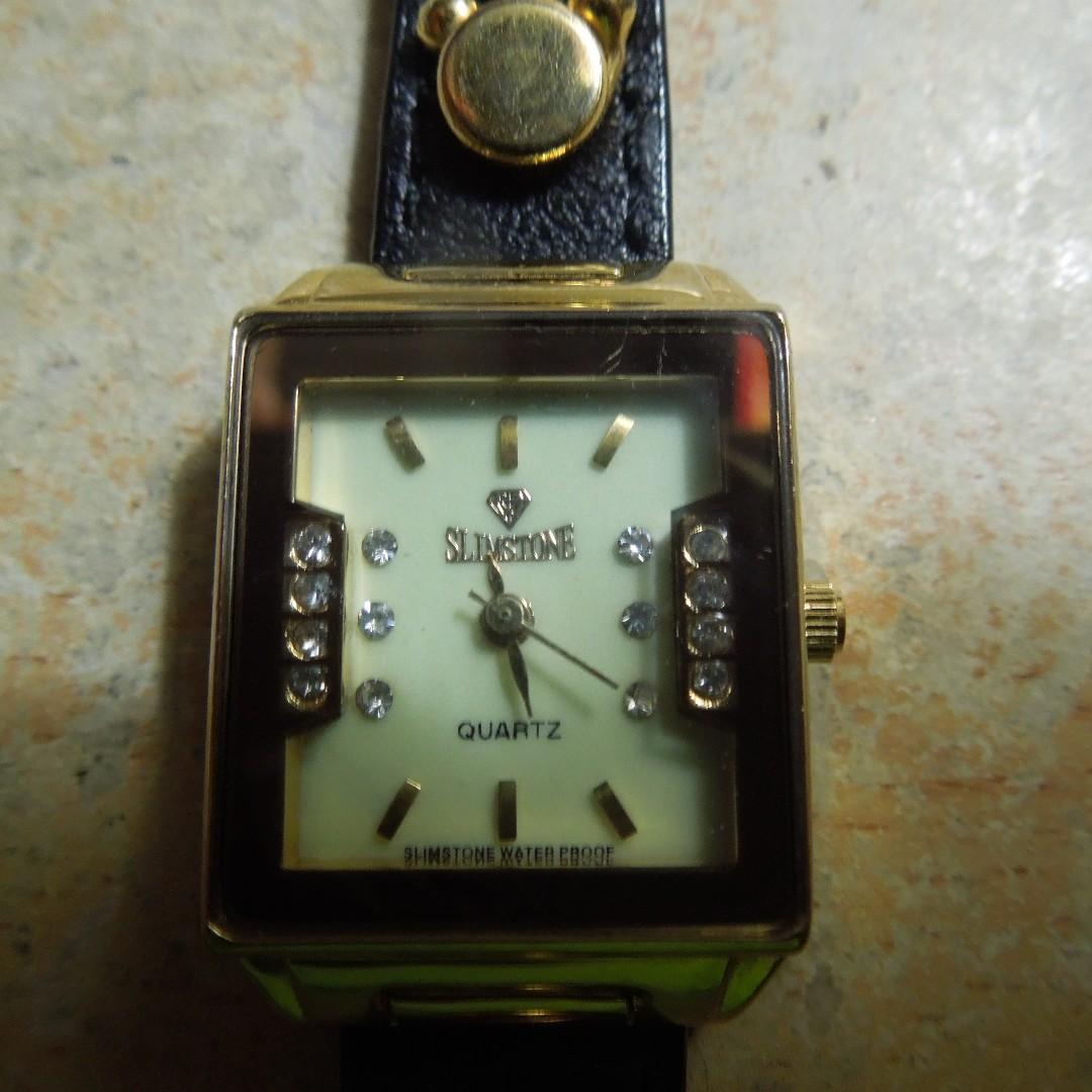 Slim stone watch top