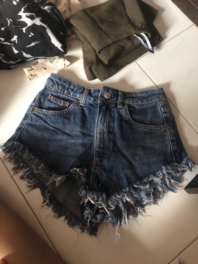 Kiri hotsell denim shorts