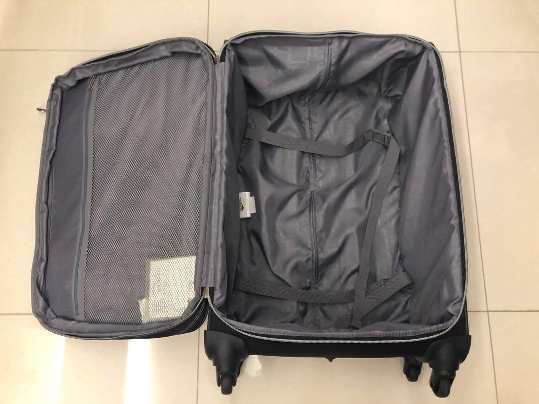 american tourister ultra light tech