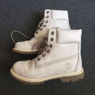 White timberland boots