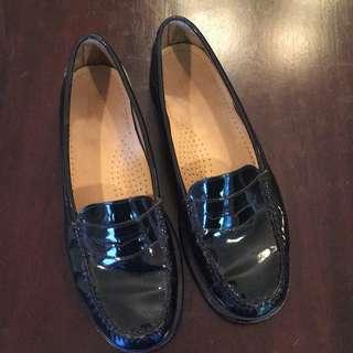 *RE-PRICED* G. H. BASS & CO. Penny Loafers / Weejuns