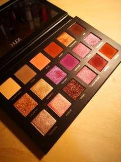 Huda beauty desert dusk palette