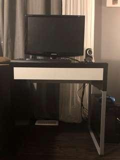 Samsung monitor with desk