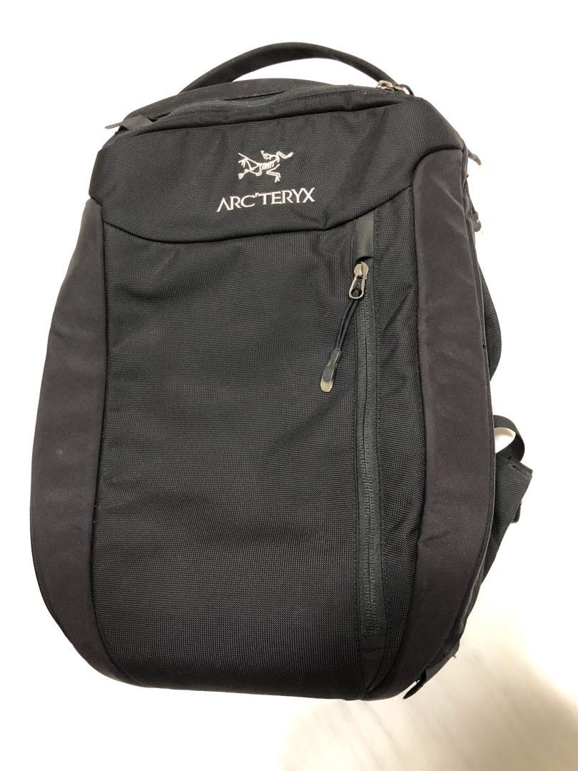 Arc Teryx Blade 24 Daypack Men S Fashion Bags Backpacks On Carousell