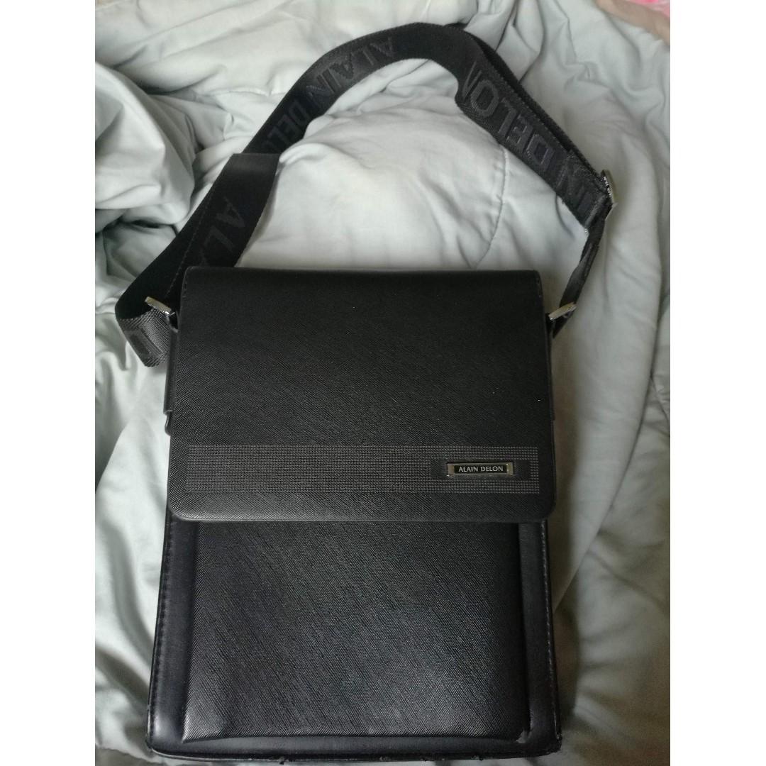 alain delon sling bag