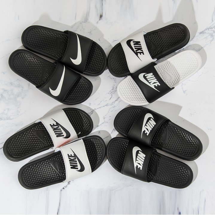 black nike slides