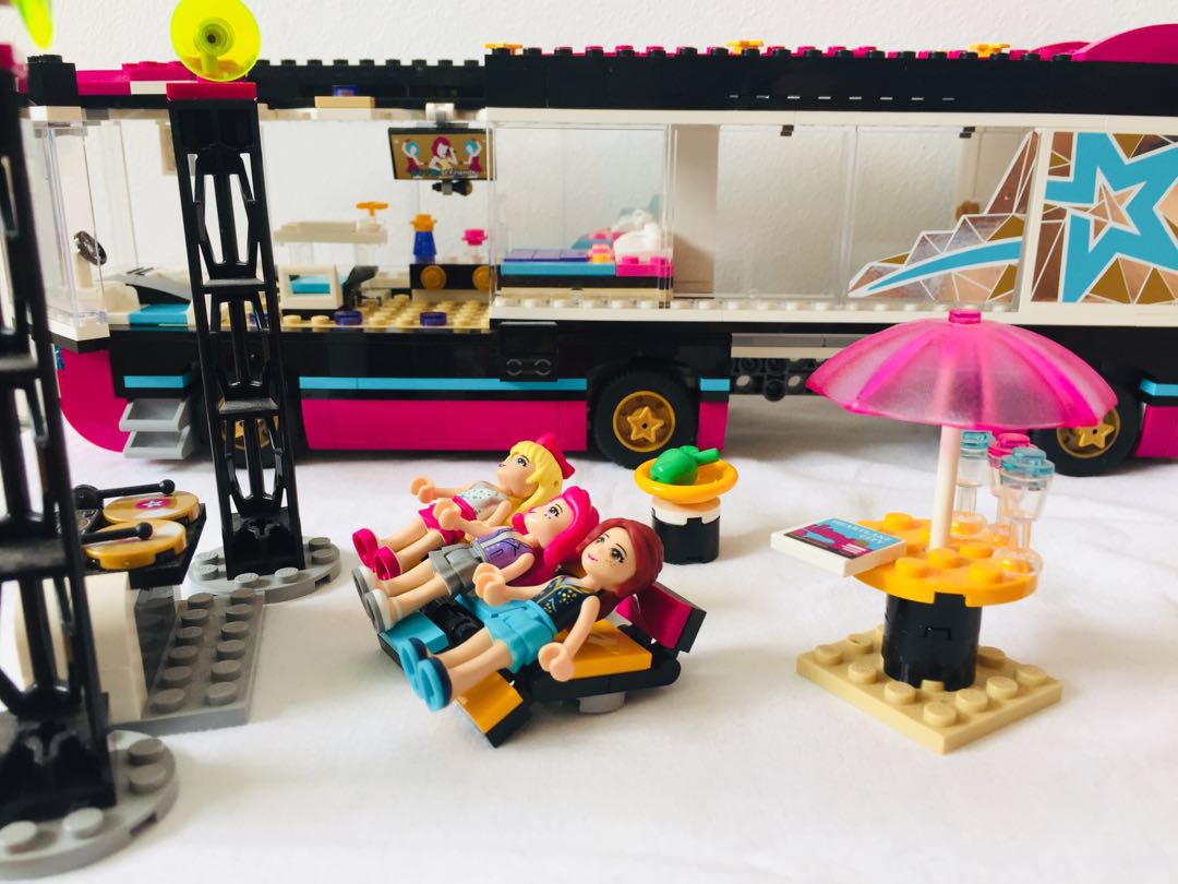 lego friends tour bus