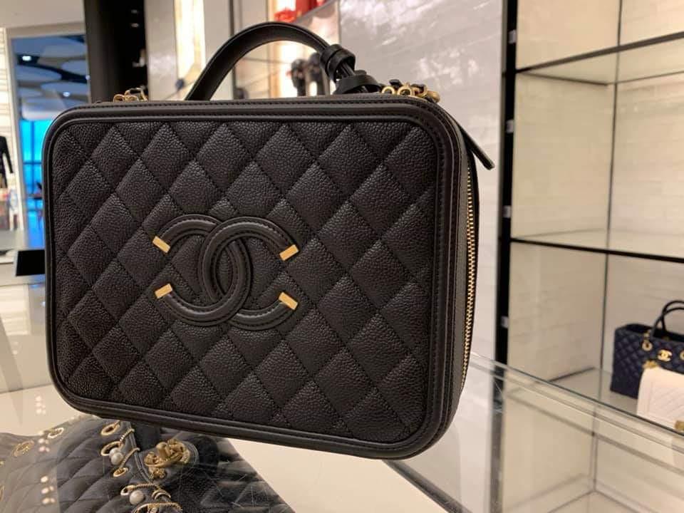 chanel vanity case 24cm