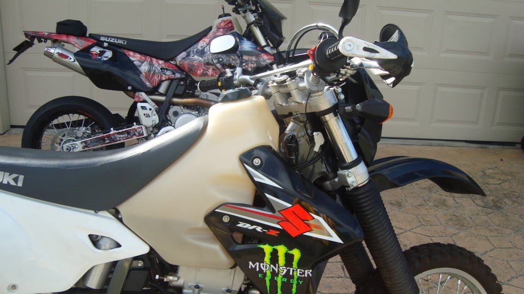 DRZ400SM IMS 3.2GAL (12L) Gas Fuel Tank, Motorcycles, Motorcycle