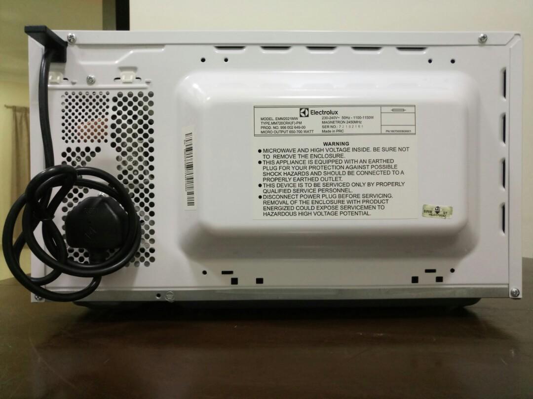 Electrolux Microwave Oven EMM2021MW, TV & Home Appliances, Kitchen