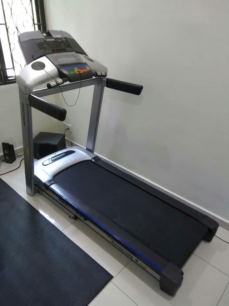 Horizon adventure 1 treadmill review store