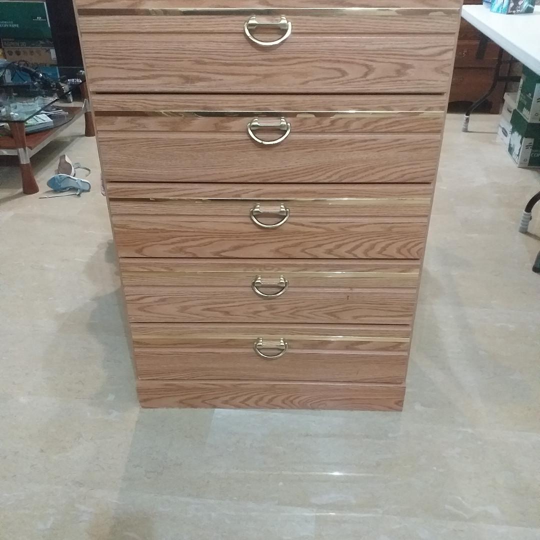 Light Maple 5 Drawer Dresser On Carousell