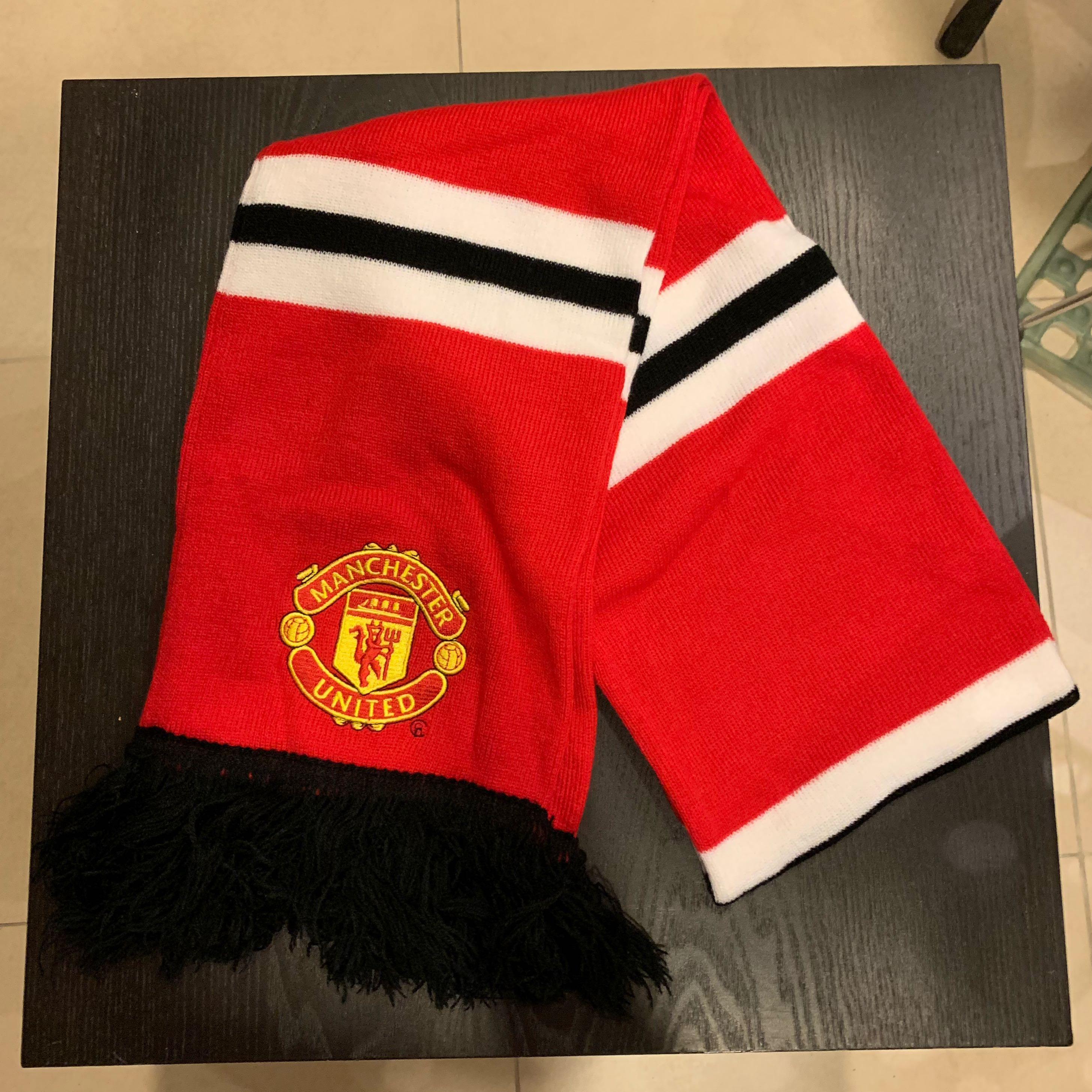 Manchester United Scarf, Everything Else on Carousell