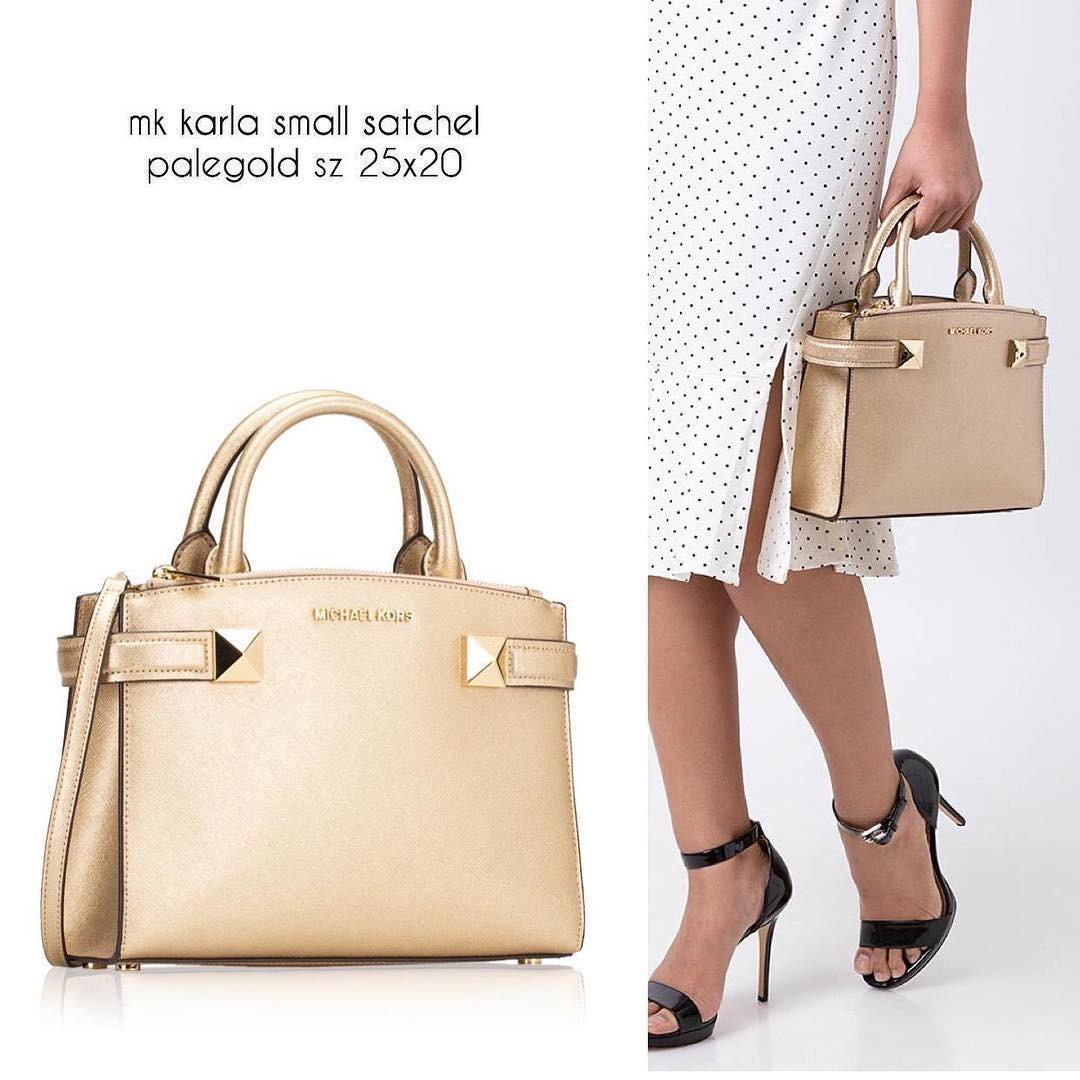 MK karla small satchel palegold sz 25x20