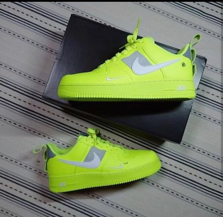 Nike air force 1 utility yellow