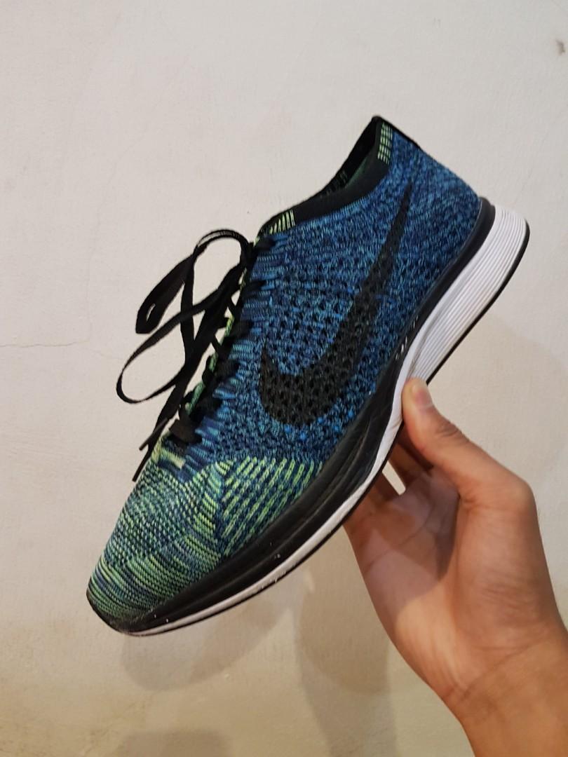 flyknit racer nike womens