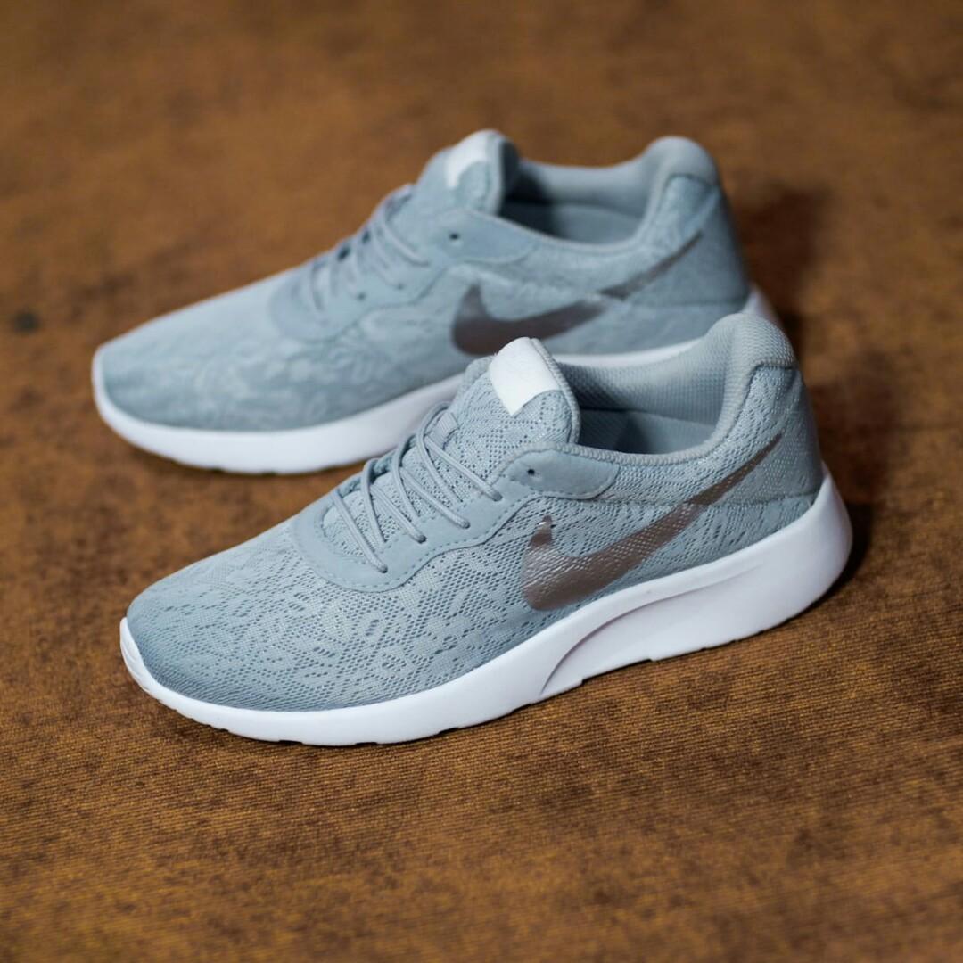 nike tanjun turquoise