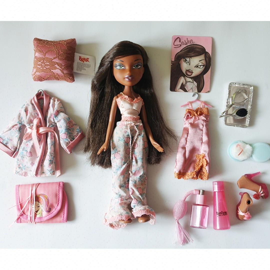 Bratz Nighty Nite Sasha, Hobbies & Toys, Toys & Games on Carousell