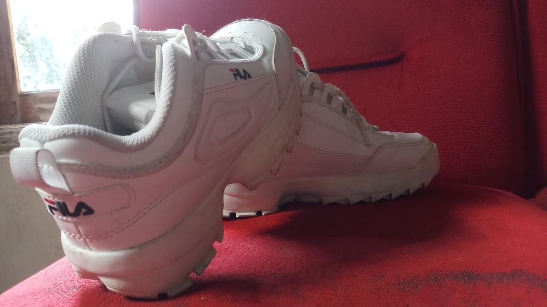 Sepatu Fila Wanita Warna Putih Made In Vietnam No Box Fesyen Wanita Sepatu Di Carousell