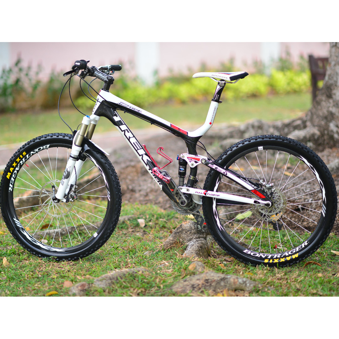 trek 9.9 carbon mountain bike