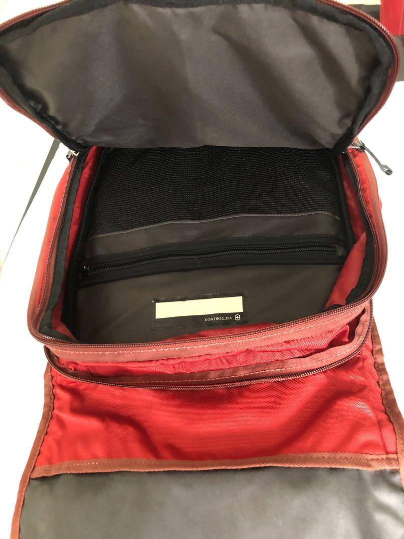 Victorinox Luggage Altmont 3.0 Flapover Laptop Backpack (Red), Women's