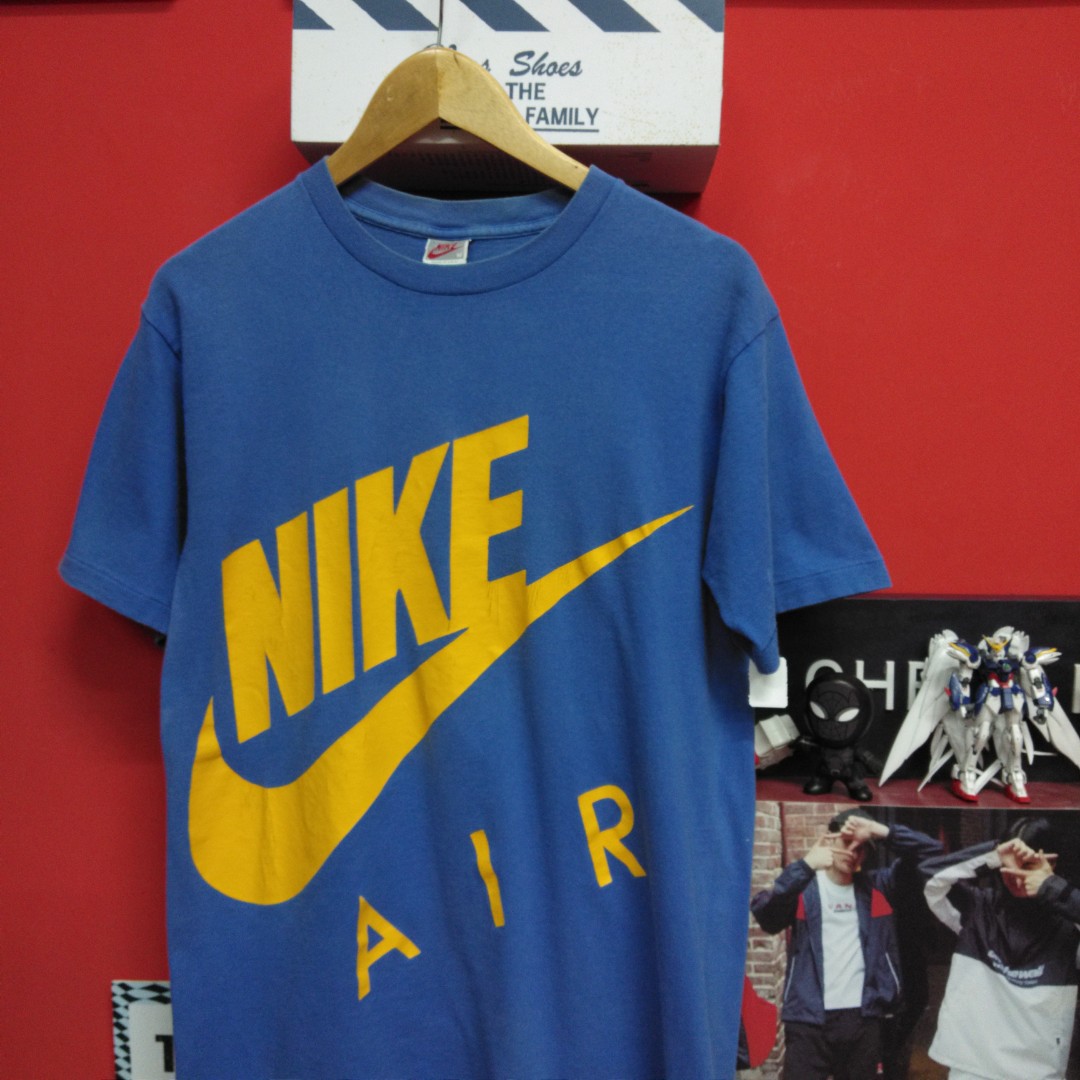 vintage nike air t shirt