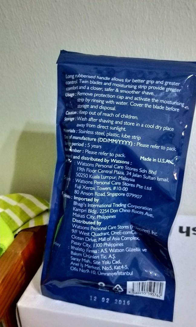 Watsons disposable razors for men, Beauty & Personal Care, Men's ...