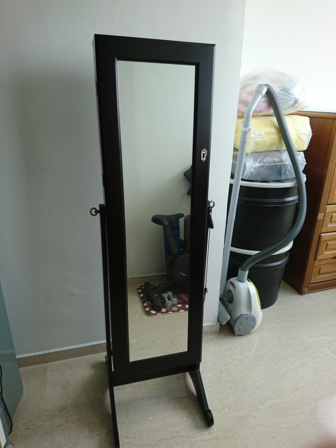 Wooden Jewellery Cabinet Stand With Mirror 40 00 Furniture