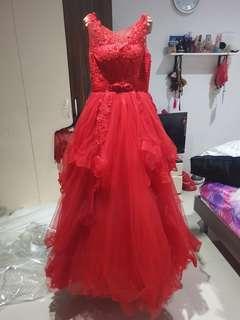 Gown pesta merah GAUN PREWEDDING MERAH