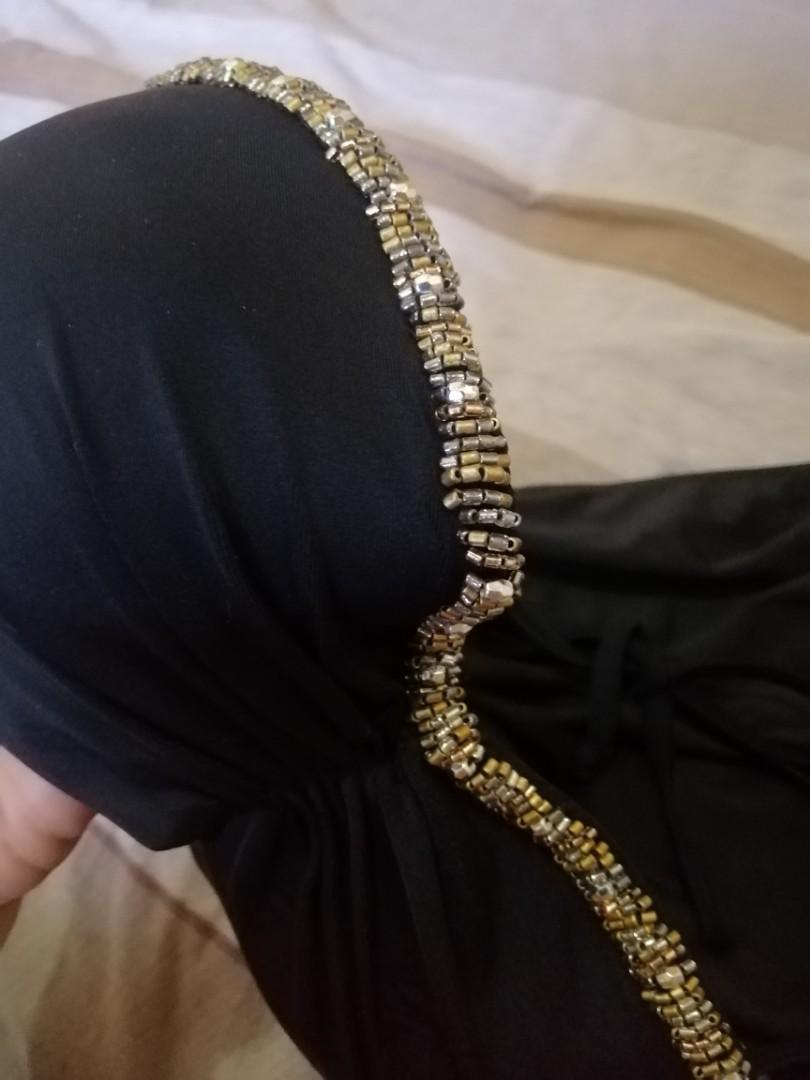 2pc Black Swinsuit XL (Category: Rash guard) located in Mandaluyong City. Submitted by mjbfbf (Listing ID 219907871, Image 2). Description: Brand new and never used Imported 38B on tag but fits well on 36B.