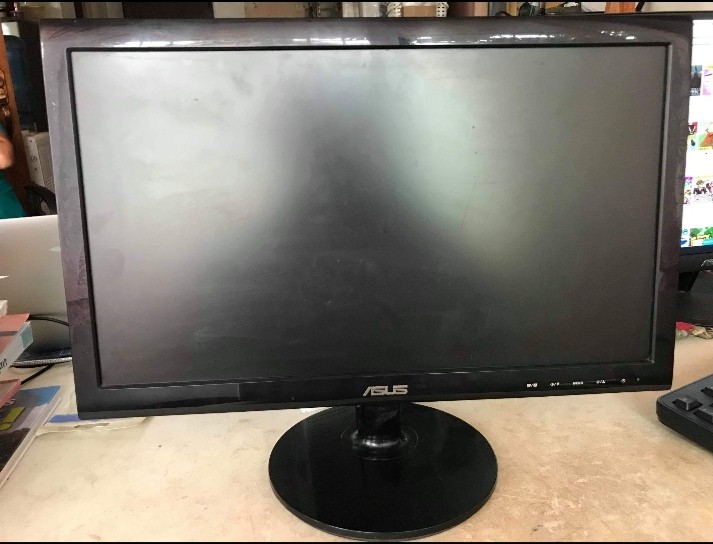 Asus Vs197de Monitor 18 5 Electronics Computer Parts Accessories On Carousell
