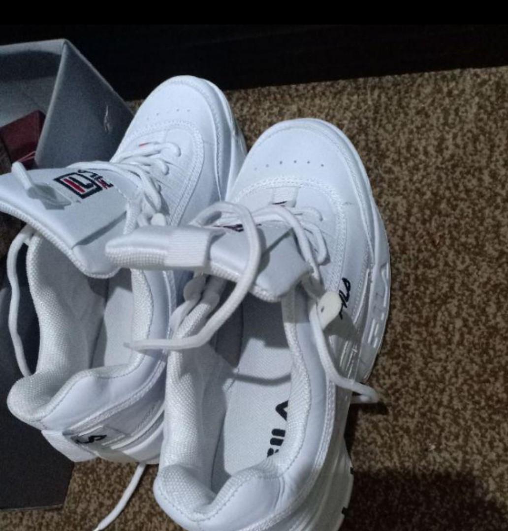 Fila Disruptor Ii Premium Original Women S Fashion Women S Shoes On Carousell