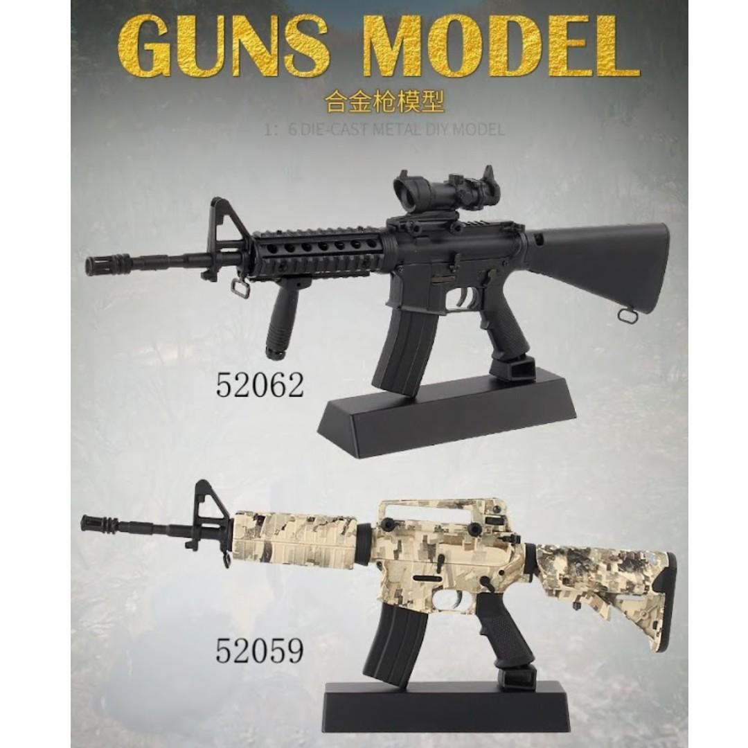 M4A1 GUNS MODEL 1 6 DIE CAST METAL