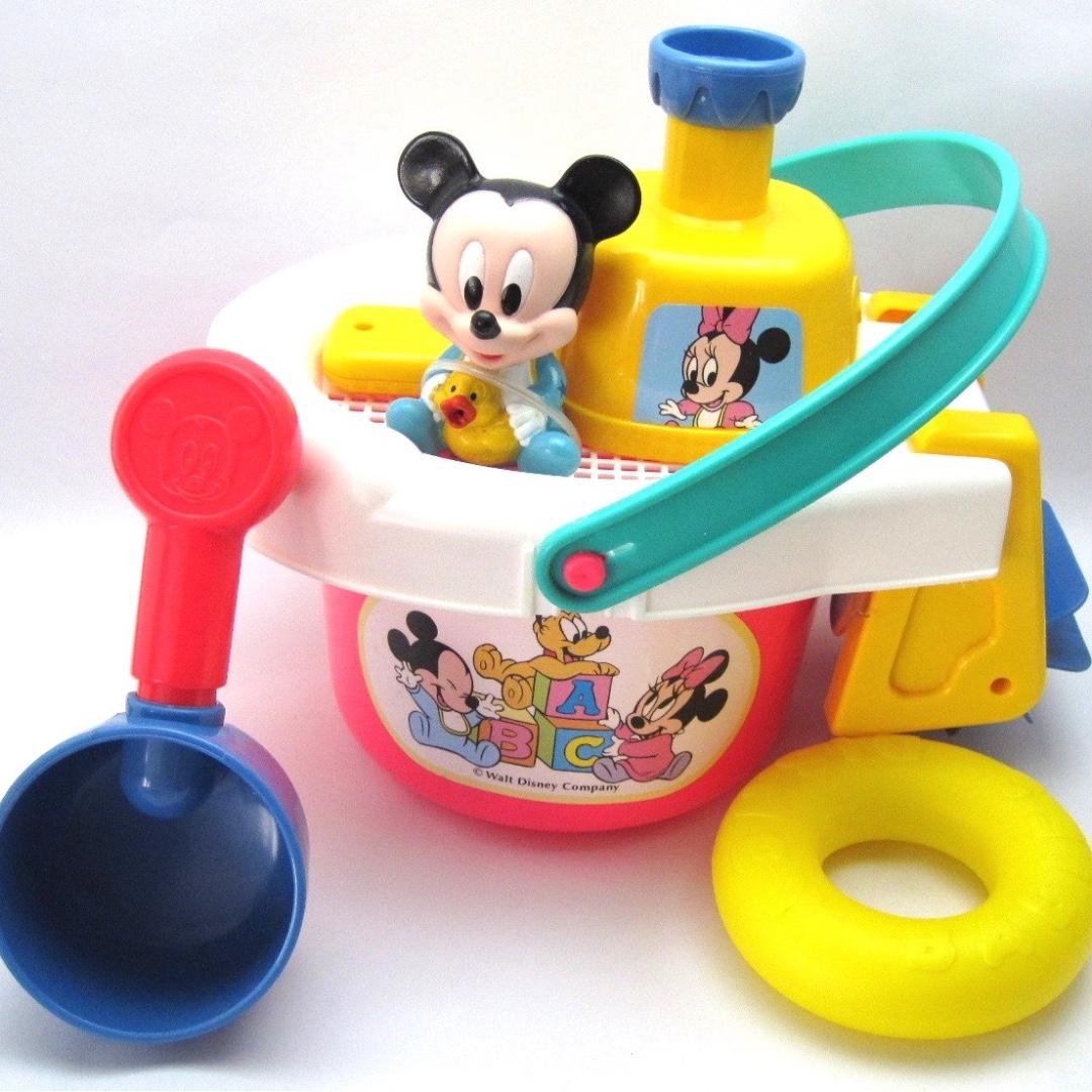 Mickey Pail Bath Set Toy (Category: Other Baby Bathing & Changing Needs) located in Manila. Submitted by thekidshop (Listing ID 191725593, Image 3). Description: Bath Set 🔅 Includes: bucket, wheel, ladle, Mickey, buoy 🔅 Mickey squirts and wheel turns when water is placed 🔅 Pail lid can be removed and can put things inside 🔅 Check 4th pix for description.