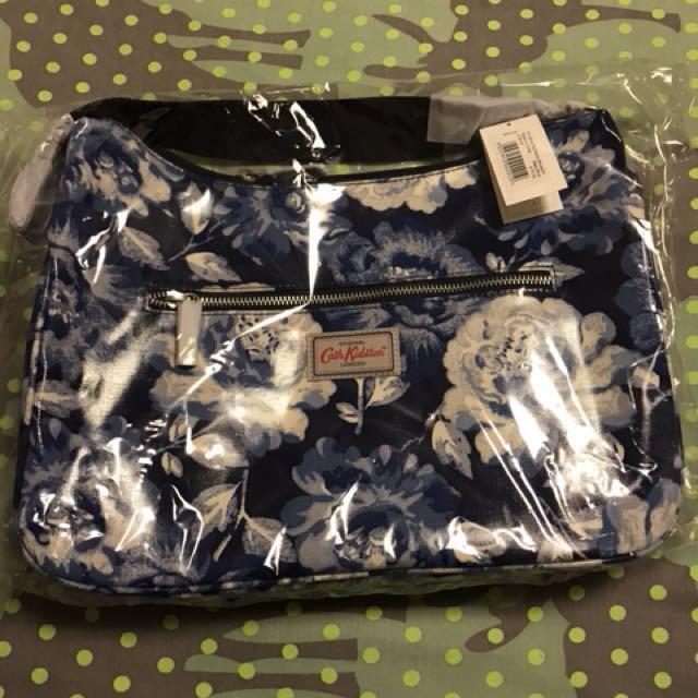 Cath kidston curve shop shoulder bag