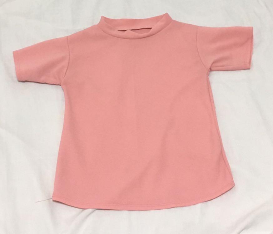 Pink Top (Category: Sleeveless) located in Makati City. Submitted by sam_265 (Listing ID 218817828, Image 1). Description: In good condition pa. Rfs. Di na kasya sakin 😂.